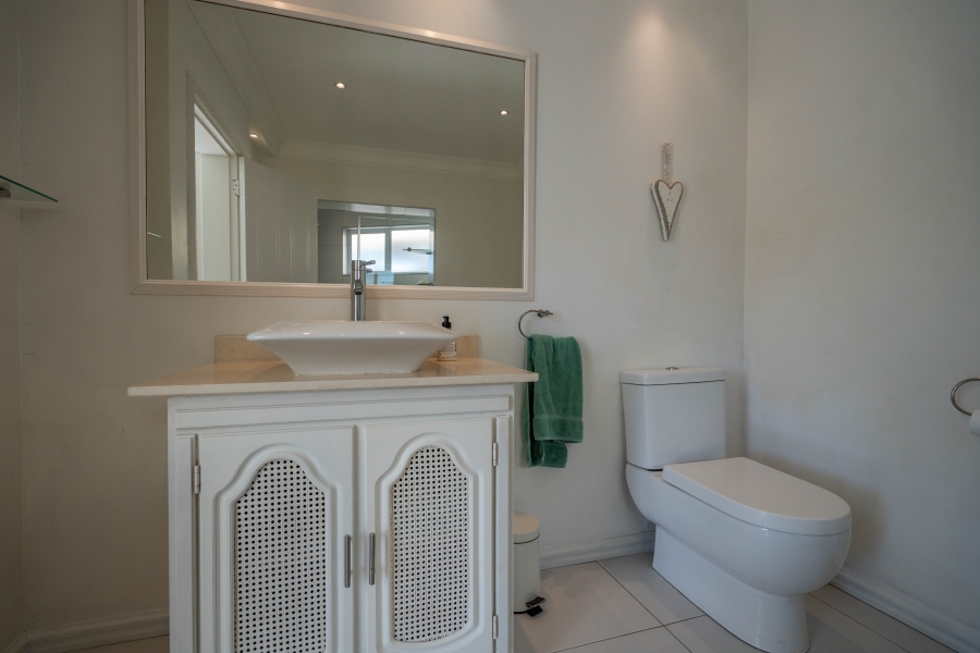 7 Bedroom Property for Sale in Royal Alfred Marina Eastern Cape